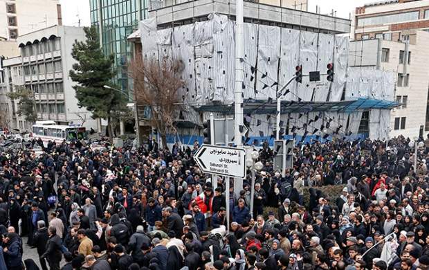 صفوف میلیونی نمازگزاران تهران