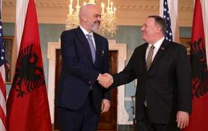 رایزنی پامپئو با نخست‌وزیر آلبانی علیه ایران