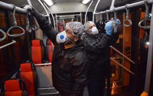 نحوه اجرای فاصله‌گذاری اجتماعی در اتوبوس‌ها