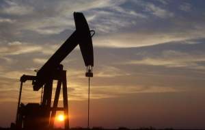ذخیره‌سازی نفت خام آمریکا کاهش یافت