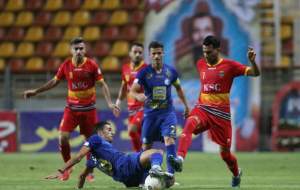 باشگاه استقلال تهدید به کناره‌گیری از لیگ برتر کرد