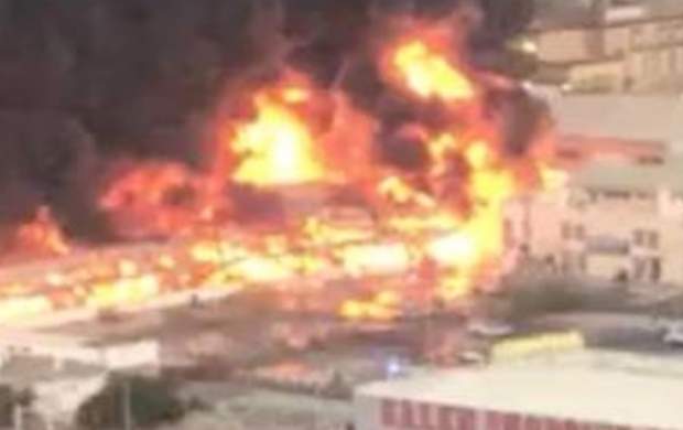 آتش سوزی مهیب در بازار شهر عجمان امارات