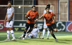 تیم فوتبال آلومینیوم اراک به لیگ برتر صعود کرد