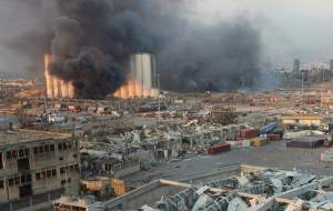 وقوع آتش‌سوزی گسترده در بندر بیروت