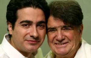 سوگ پدرم را کارزار کشمکش‌ سیاسی نکنید