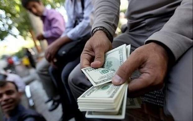 کشف ۳ هزار دلار تقلبی در تهران