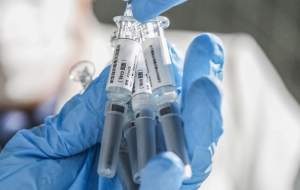 آزمایش فاز انسانی دو واکسن کرونای ایرانی