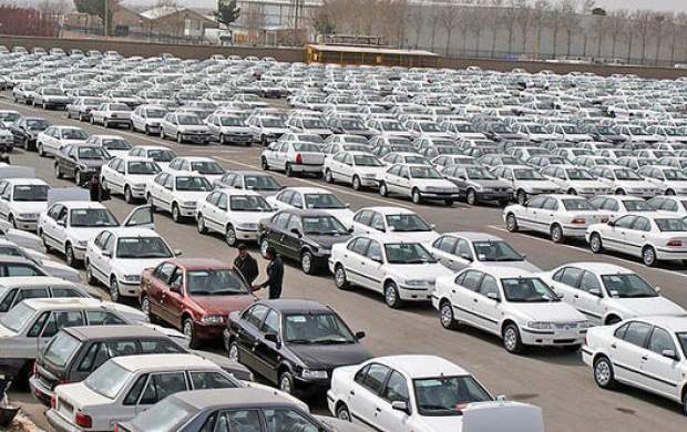 آفتاب یزد: بازار خودرو را دولت به هم ریخت