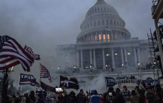 سردسته‌های حمله به کنگره آمریکا دادگاهی می‌شوند