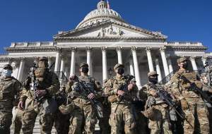 پایتخت آمریکا همچنان در قُرُق نظامیان