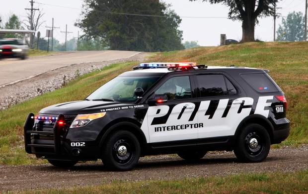 جنایت پلیس آمریکا با خودرو شاسی بلند