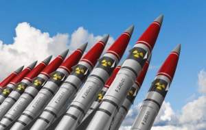 انگلیس در پی افزایش تعداد کلاهک‌های هسته‌ای