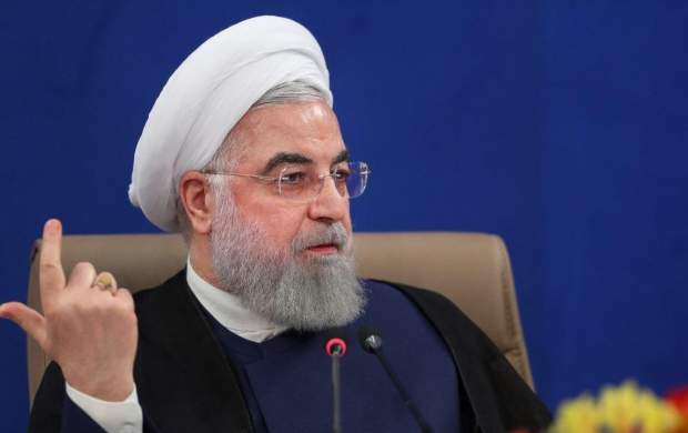 روحانی: آمریکا در مبارزه بازی دو گانه‌ای دارد