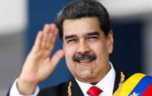 مادورو پیروزی رئیسی را تبریک گفت