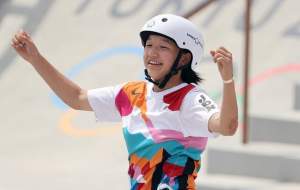 دختر ۱۳ ساله قهرمان المپیک شد