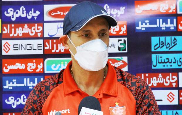 گل‌محمدی: تمام فوتبالیست‌ها شرافت دارند