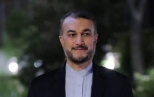 ادای احترام وزیرخارجه ایران به عماد مغنیه