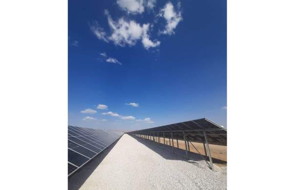 نیروگاه خورشیدی ۱۰ مگاواتی احداث و به شبکه سراسری برق کشور متصل شد
