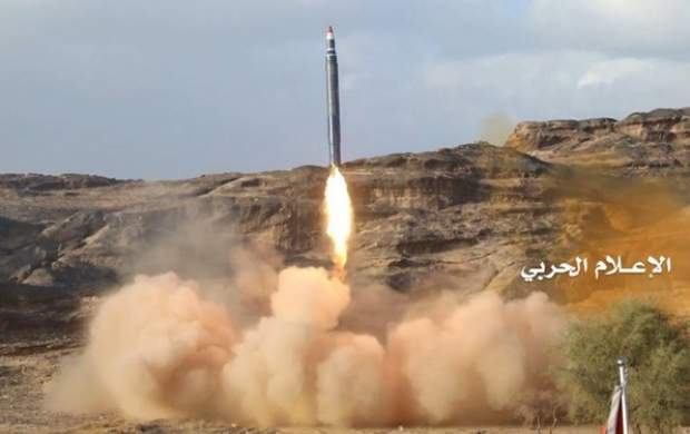 ارتش یمن مزدوران اماراتی را با موشک در هم کوبید