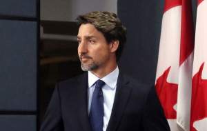 نخست وزیر کانادا فرار کرد!