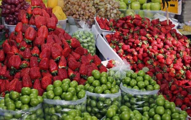 کاهش قیمت در بازار میوه‌های نوبرانه