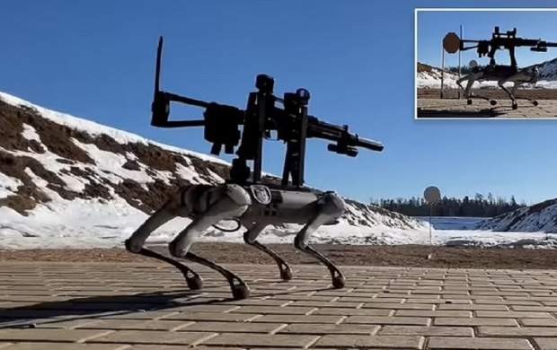 سگ رباتیک مسلسل به دوش