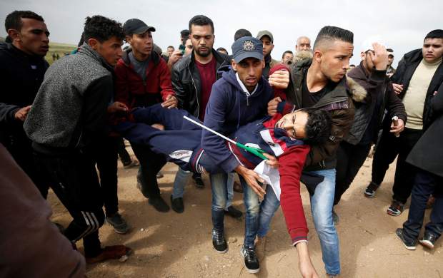 تیر خوردن یک فلسطینی توسط صهیونیست‌ها