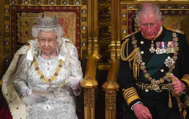۳ چالش و افسانه دروغین درباره ملکه انگلستان +جزئیات