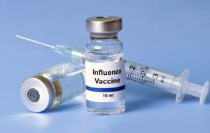 تزریق واکسن آنفلوانزا باید زیر نظر پزشک باشد