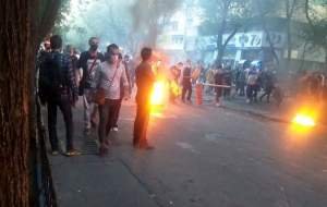 آتش زدن مسجد و تعرض به زنان در تجمعات
