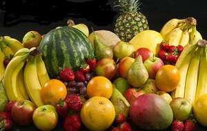 عوارض زیاده‌روی در مصرف میوه