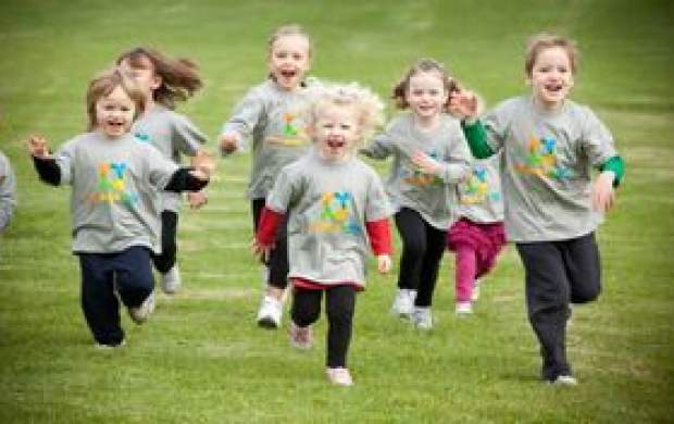 ۶ راه ترغیب کودکان به ورزش
