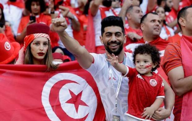 همخوانی دیدنی سرودملی تونس در جام‌جهانی