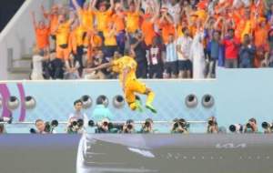 برد هلند مقابل آمریکا/ لاله‌های نارنجی در انتظار مسی