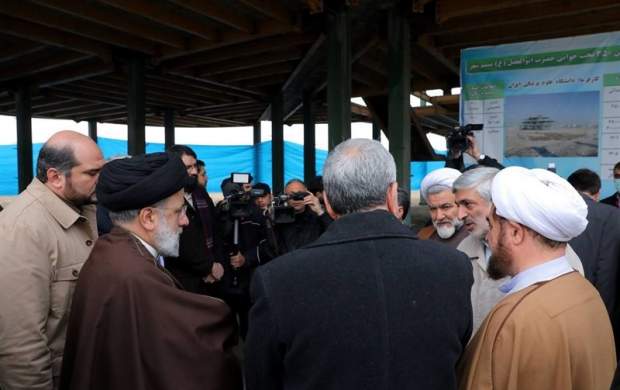 بازدید رئیسی از پایانه حمل‌و‌نقل کالای تهران