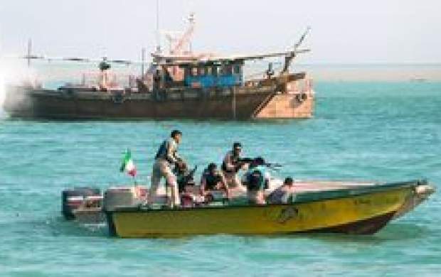 توقیف ۵ شناور حامل قاچاق در خلیج‌فارس