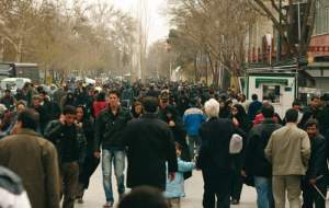 چند درصد در سال به جمعیت تهران اضافه می‌شود؟