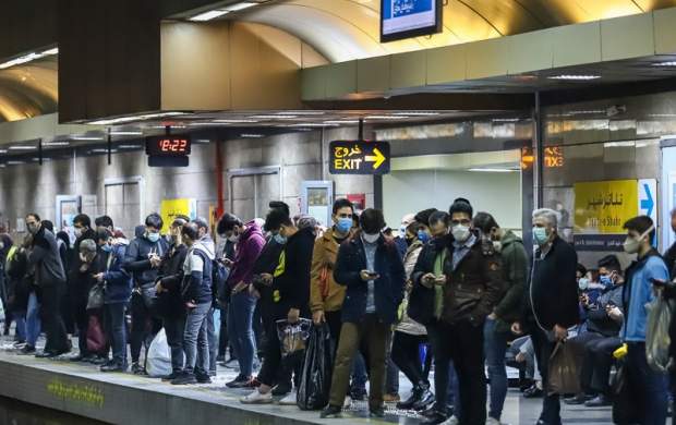 افزایش آمار مسافران مترو در روز برفی