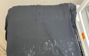 چگونه سفیدک لباس را از بین ببریم؟