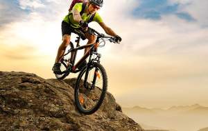 حرکات زیبای دوچرخه سواری در کوهستان  <img src="https://cdn.jahannews.com/images/video_icon.png" width="16" height="16" border="0" align="top">