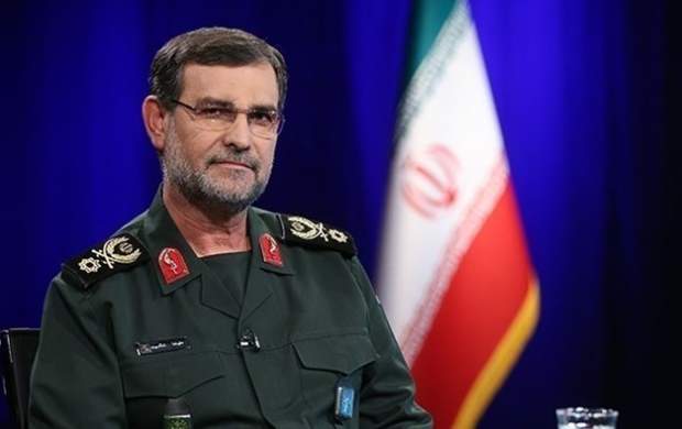 شناور جدید سپاه مجهز به پهپاد انتحاری است/ تعرض به کشتی های ایرانی را پاسخ می دهیم