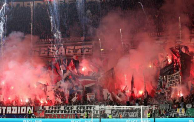 درگیری هواداران فوتبال در ناپل ایتالیا