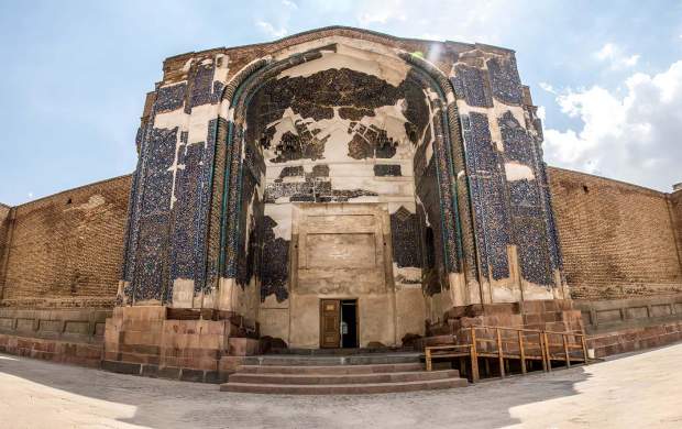 مسجد کبود نگین فیروزه‌ای جهان اسلام