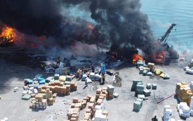 آتش‌سوزی ۲ فروند لنج در بندر بهمن قشم