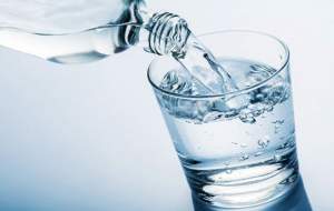 چرا در فصل گرما آب کم شیرین باید نوشید؟!