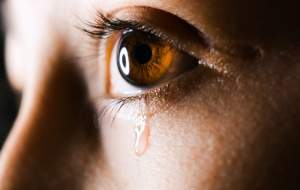 تاثیر اشک بر محافظت از چشم