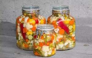 خوردن ترشی خوب است یا بد؟