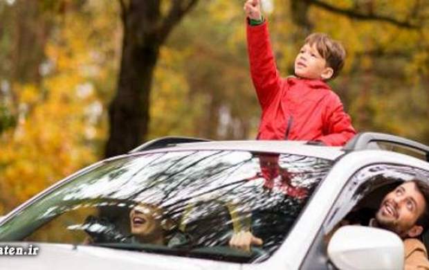 تفریحی خطرناک برای کودکان در خودرو