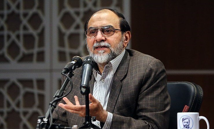 انتقادات شدید رحیم‌پور از وزیر علوم رئیسی