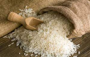 خوردن برنج خام چه خطراتی دارد؟
